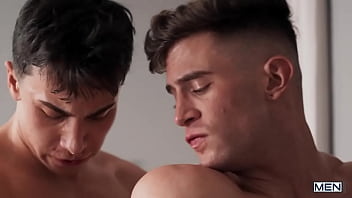 sex ボールを空にするのを待っています men トレバーブルックスキャメロンニュートン porn
