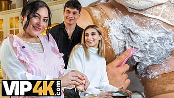 sex vip4k горячий секс в ванной после бритья волосатой пизды между зрелой шлюхой и опытным членом porn