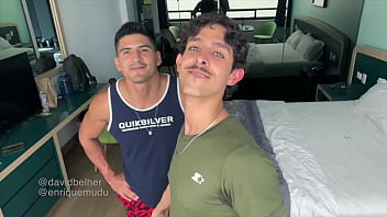 sex 彼がこんなに大きなペニスを持っているとは思わなかった enriquemudu davidbelher299 porn