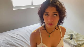 sex я наблюдаю как моя симпатичная сводная сестра переодевается чтобы пойти куданибудь со своим парнем и жестко трахаю porn