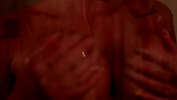 sex принимаю ванну и дразню фотографа porn