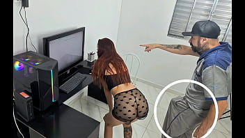 sex 主婦が技術者を呼んで下着だけ着けて対応 porn