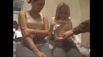 sex шаловливые подруги спускаются и пачкаются на этой свингервечеринке porn
