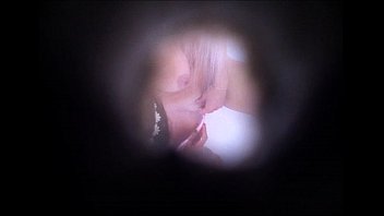 sex шпион в душе перед скрытой камерой porn