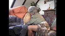 sex 孫と彼の祖母 porn